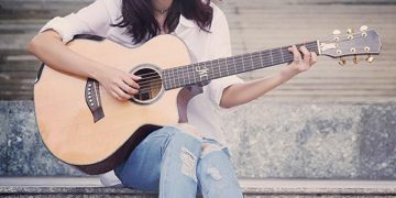 Top 3 địa chỉ học guitar ở Hà Nội giá rẻ và uy tín