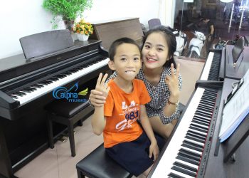Học đàn piano