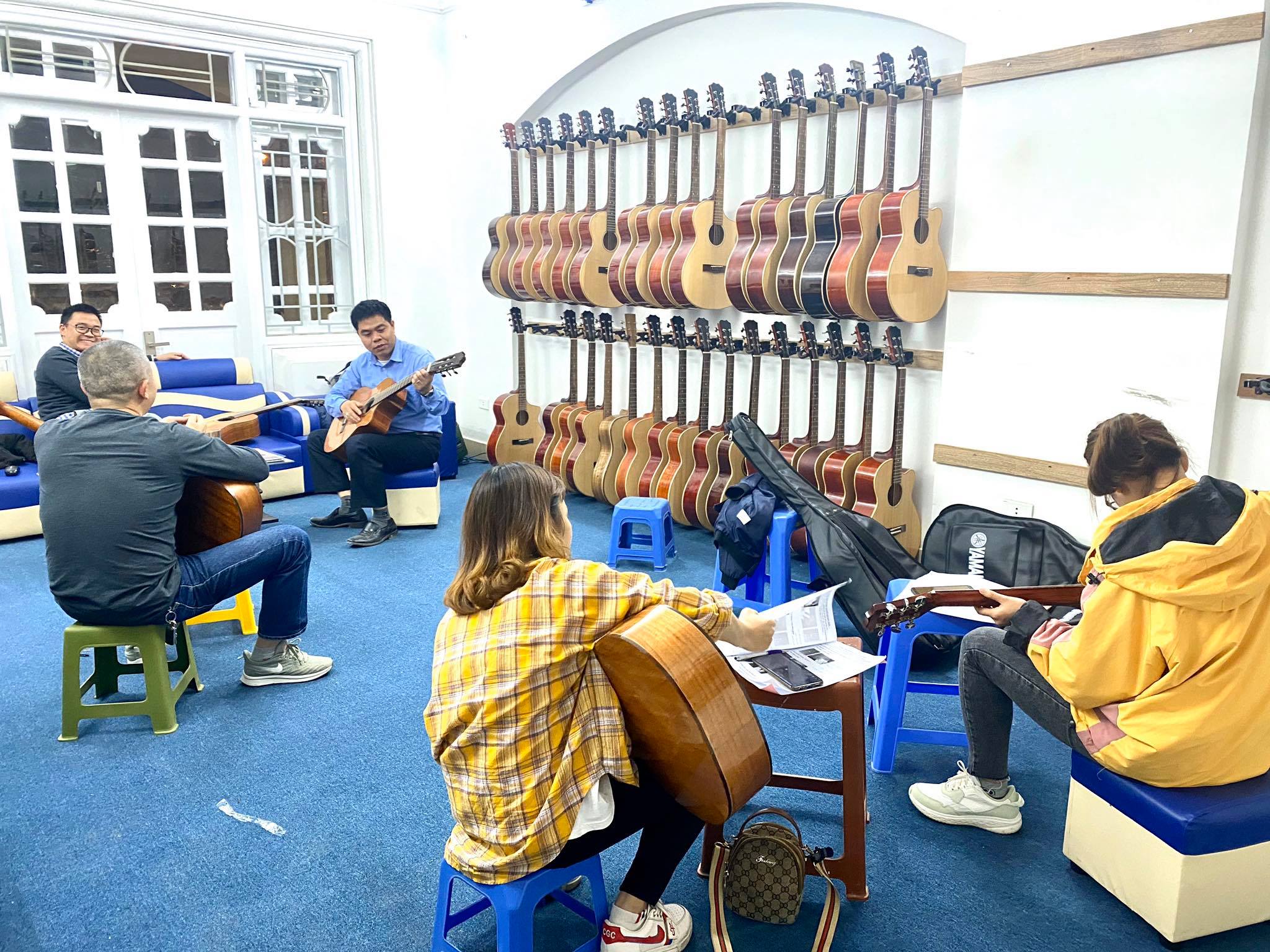 Trung tâm âm nhạc Guitar Hà Nội